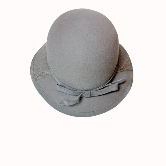 Canadian Wool Cloche Hat with Veil Gray Felt Vintage Millinery Retro 1940s Style - Picture 11 of 16